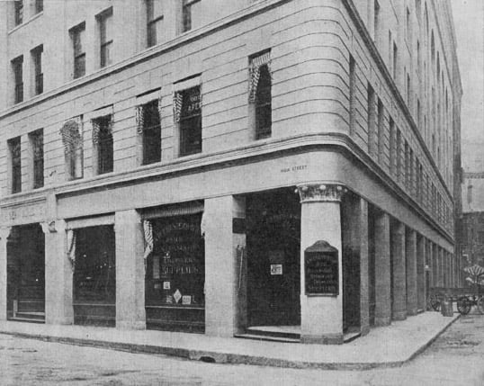 1900 - Chesterton's 64 India Street location 